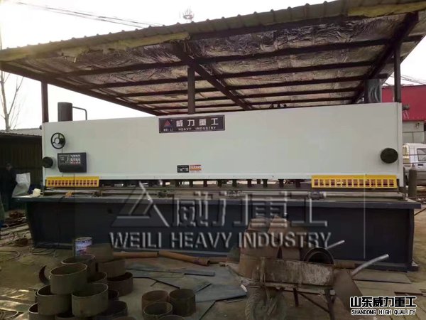 12x6000液压闸式剪板机