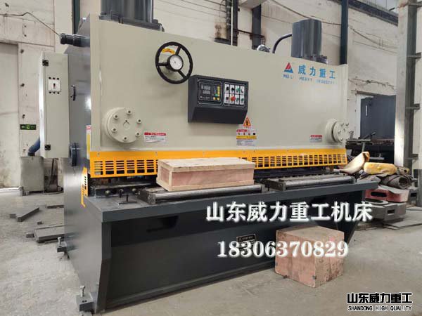 25x2500液压剪板机图片