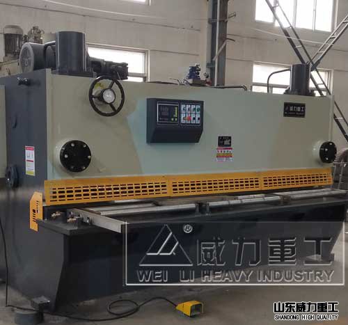 山东威力重工液压剪板机图片