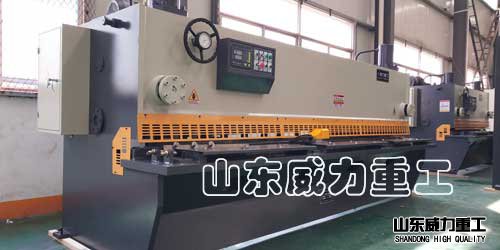4米闸式剪板机图片