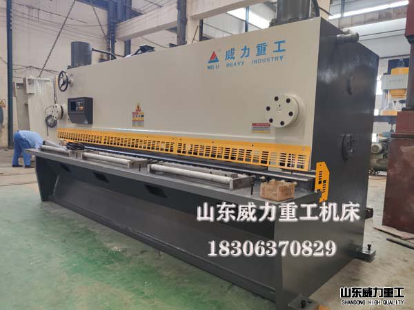 20x4000液压剪板机图片