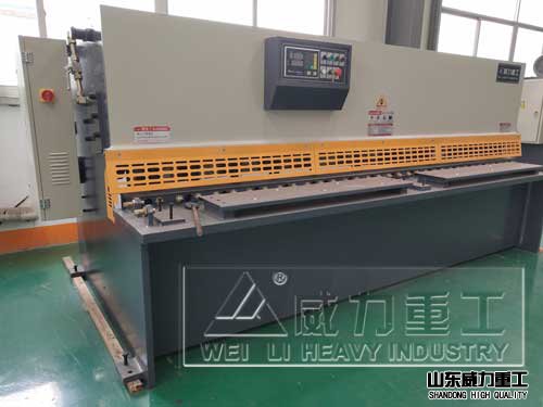 4x3200液压摆式剪板机